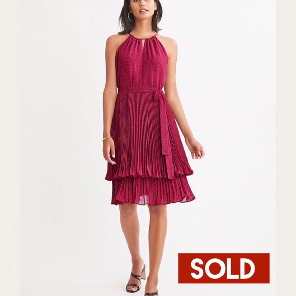 Ann Taylor Dresses & Skirts - 💜Ann Taylor💜sleeveless dress